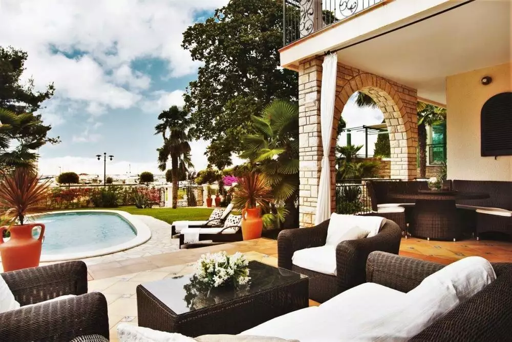 Villa 480m² in Croatia, Umag. Priced at 2000000€ rent photo-6