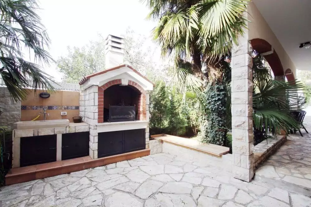 Villa 480m² in Croatia, Umag. Priced at 2000000€ rent photo-10