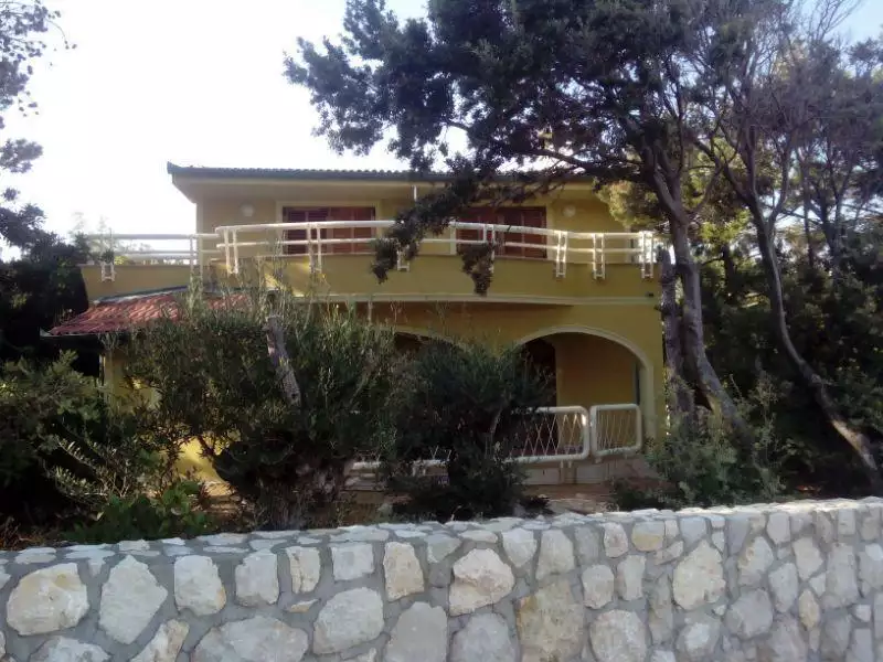 Villa 320m² in Croatia, Baska. Priced at 2600000€ rent photo-2
