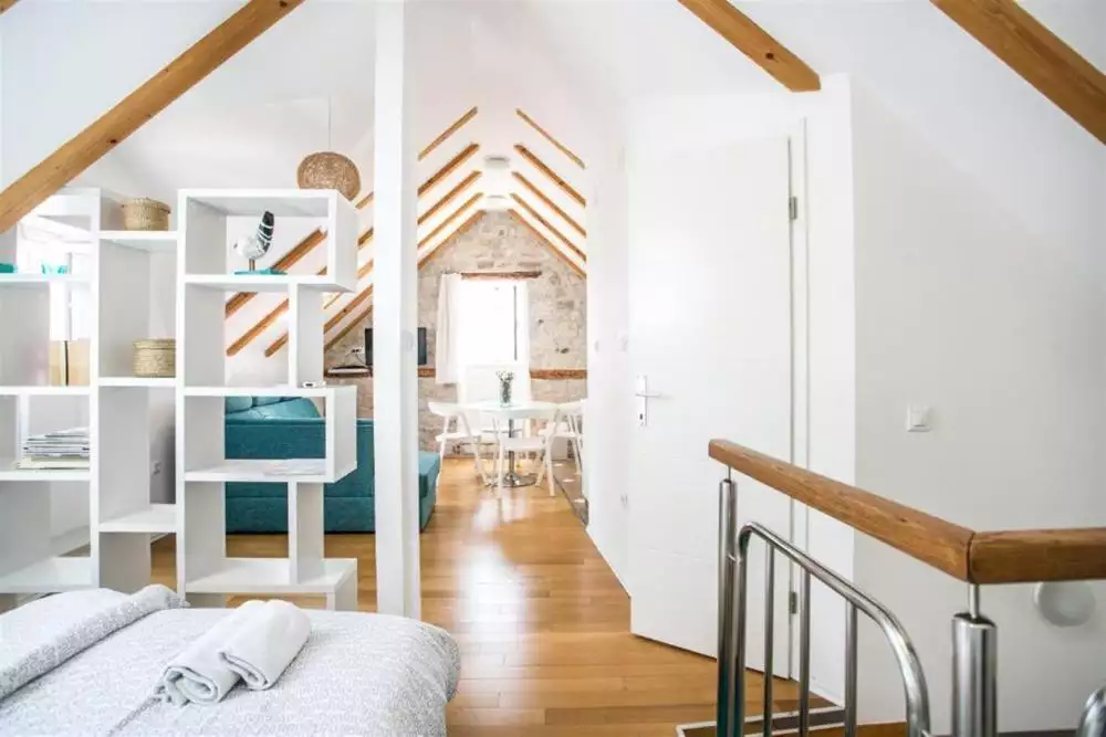 Hotels 180m² in Croatia, Trogir. Priced at 550000€ rent photo-6