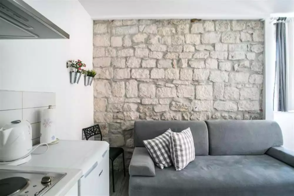 Hotels 180m² in Croatia, Trogir. Priced at 550000€ rent photo-11