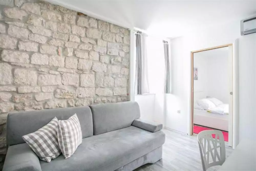 Hotels 180m² in Croatia, Trogir. Priced at 550000€ rent photo-12