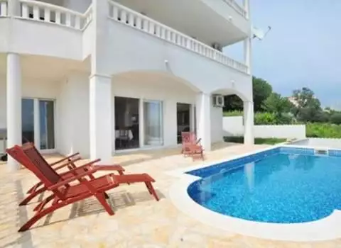 Villa 600m² in Croatia, Solin. Priced at 1000000€ rent photo-6