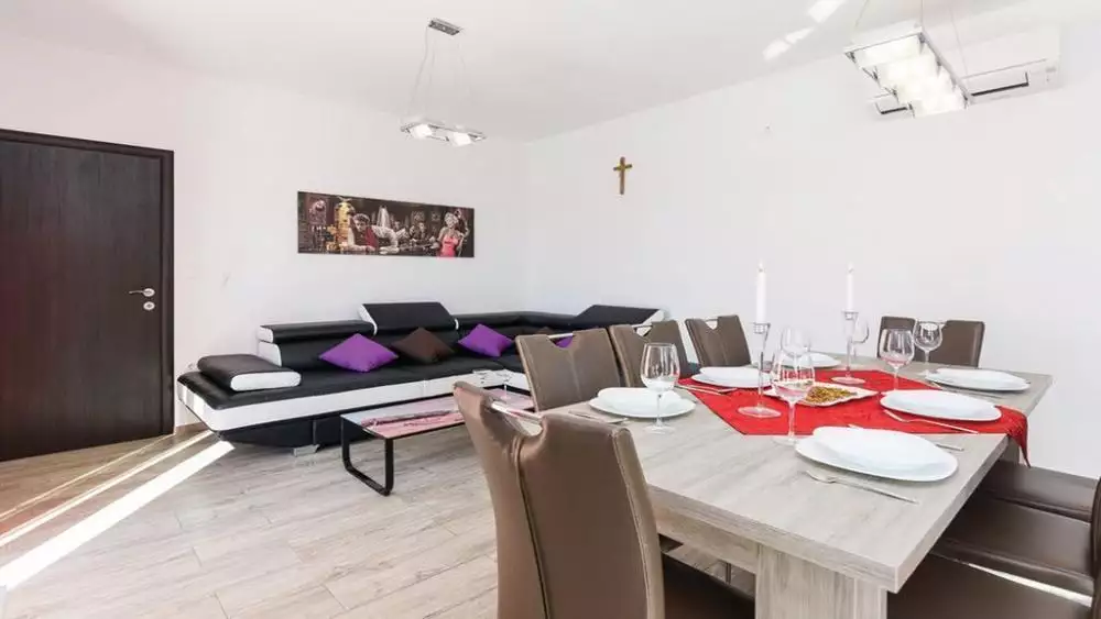 Villa 169m² in Croatia, Zadar. Priced at 750000€ rent photo-10
