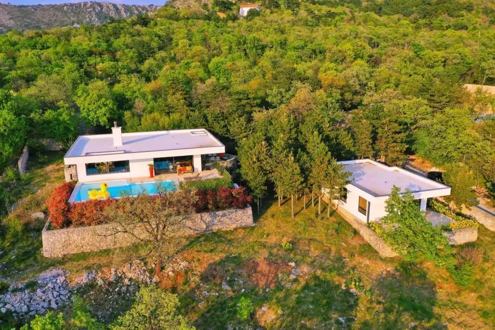 Villa 185m² in Croatia, Kostrena. Priced at 1245000€ rent photo-1