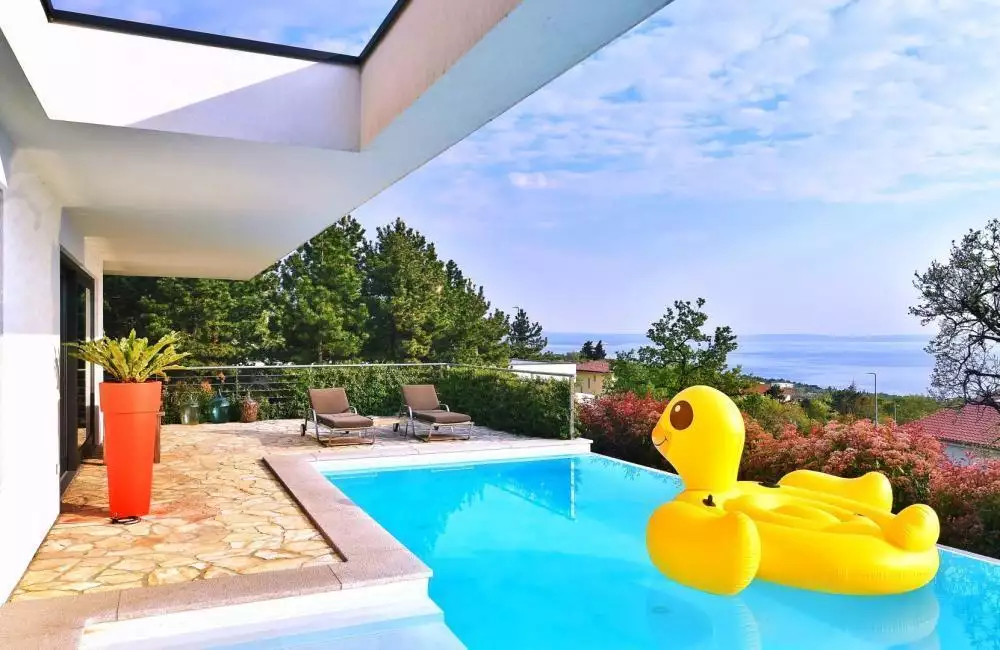 Villa 185m² in Croatia, Kostrena. Priced at 1245000€ rent photo-2