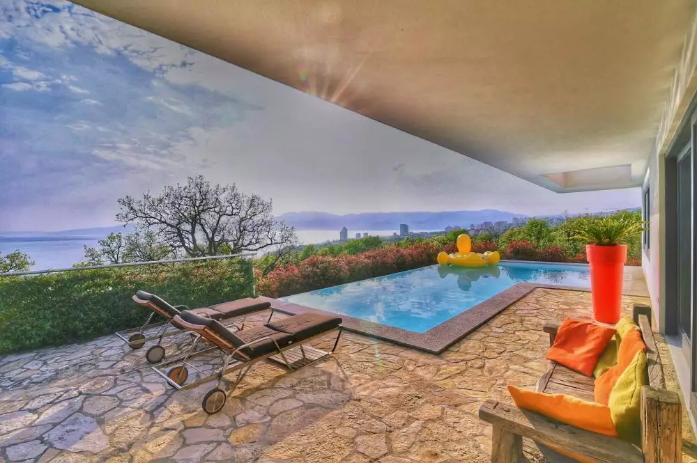 Villa 185m² in Croatia, Kostrena. Priced at 1245000€ rent photo-23