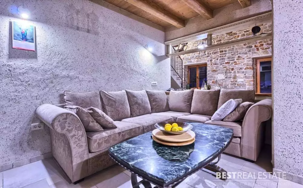 Villa 350m² in Croatia, Hvar. Priced at 3650000€ rent photo-5