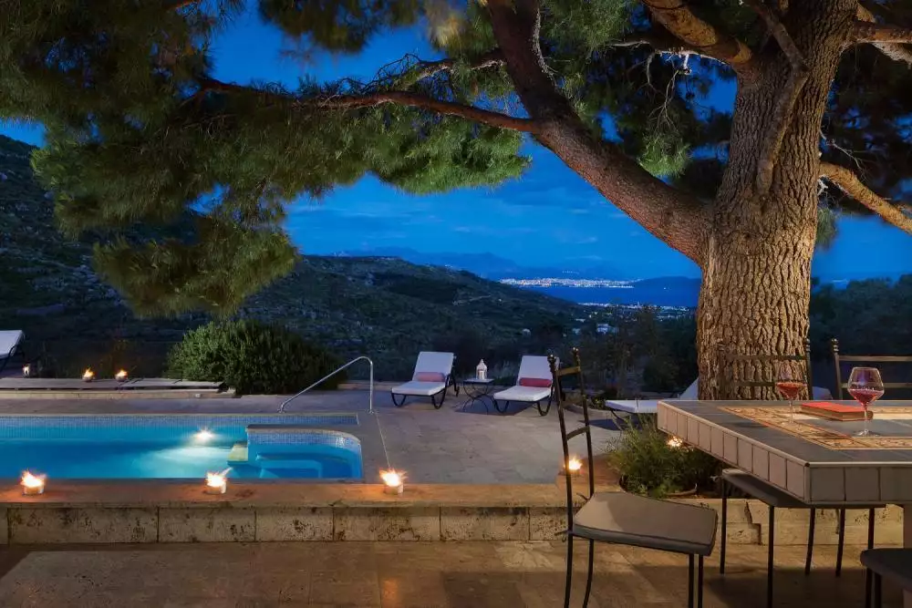 Villa 690m² in Croatia, Trogir. Priced at 2500000€ rent photo-7