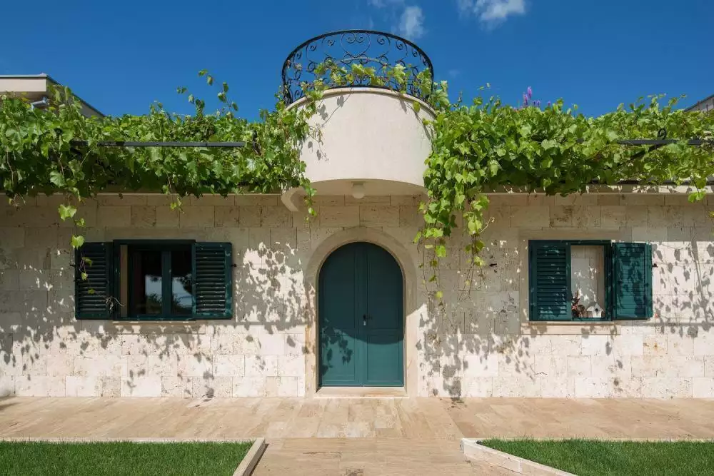 Villa 690m² in Croatia, Trogir. Priced at 2500000€ rent photo-15