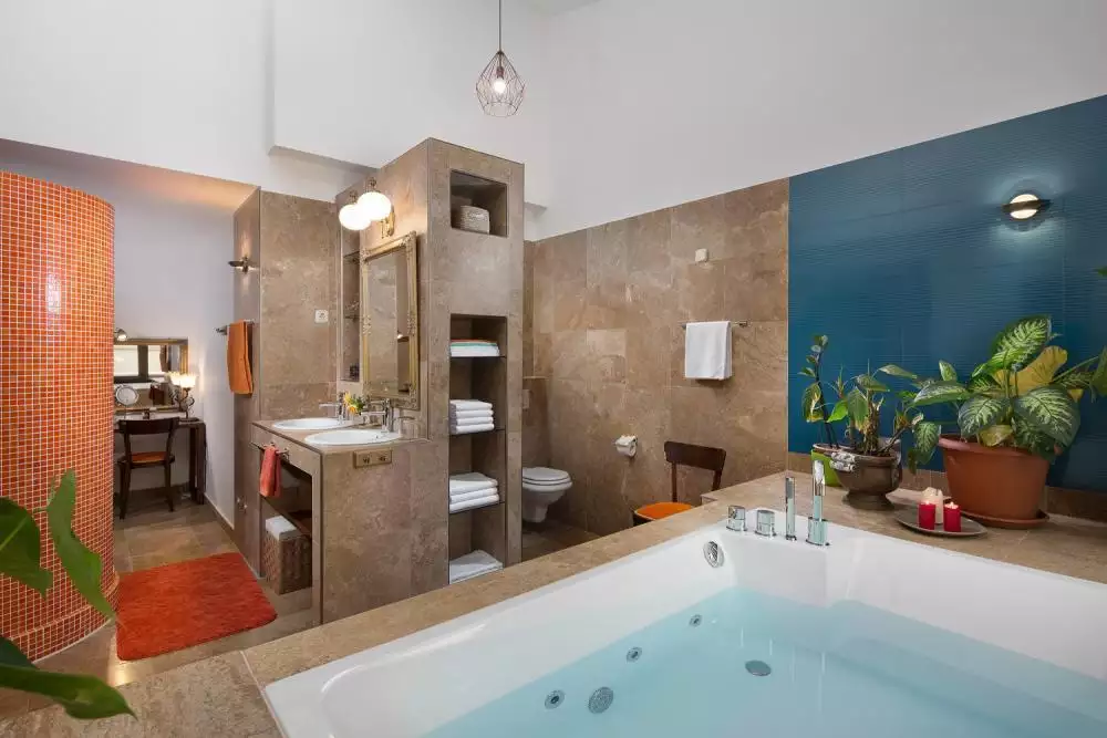 Villa 690m² in Croatia, Trogir. Priced at 2500000€ rent photo-18