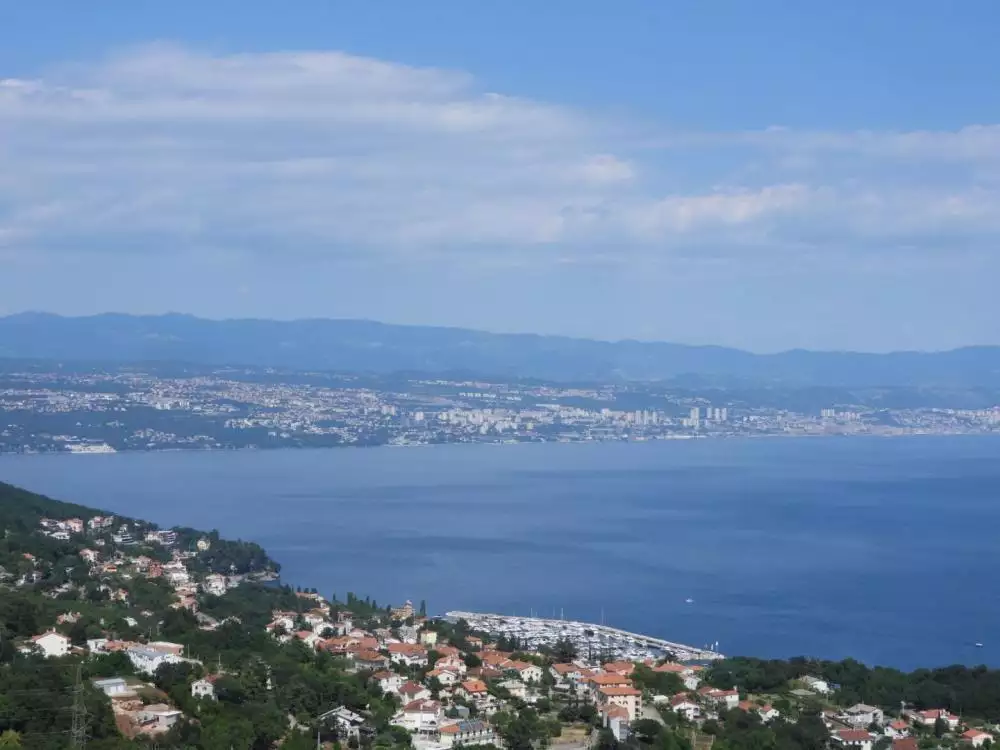 Villa 300m² in Croatia, Lovran. Priced at 2450000€ rent photo-21