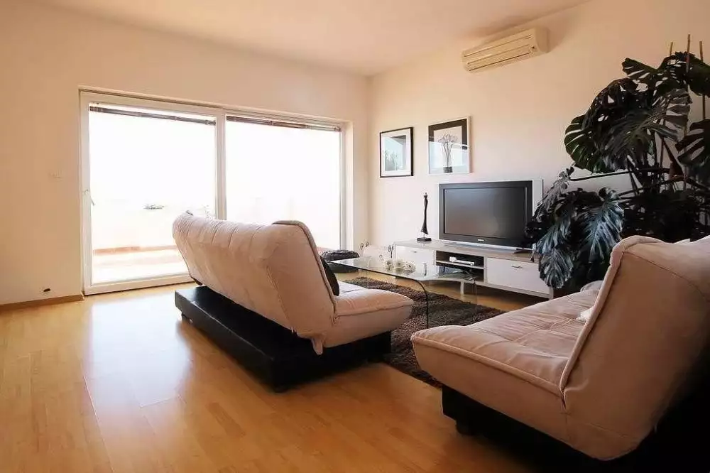Hotels 450m² in Croatia, Medulin. Priced at 830000€ rent photo-5