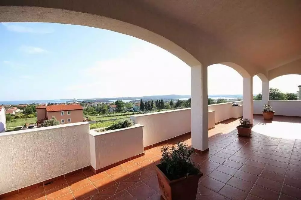 Hotels 450m² in Croatia, Medulin. Priced at 830000€ rent photo-15
