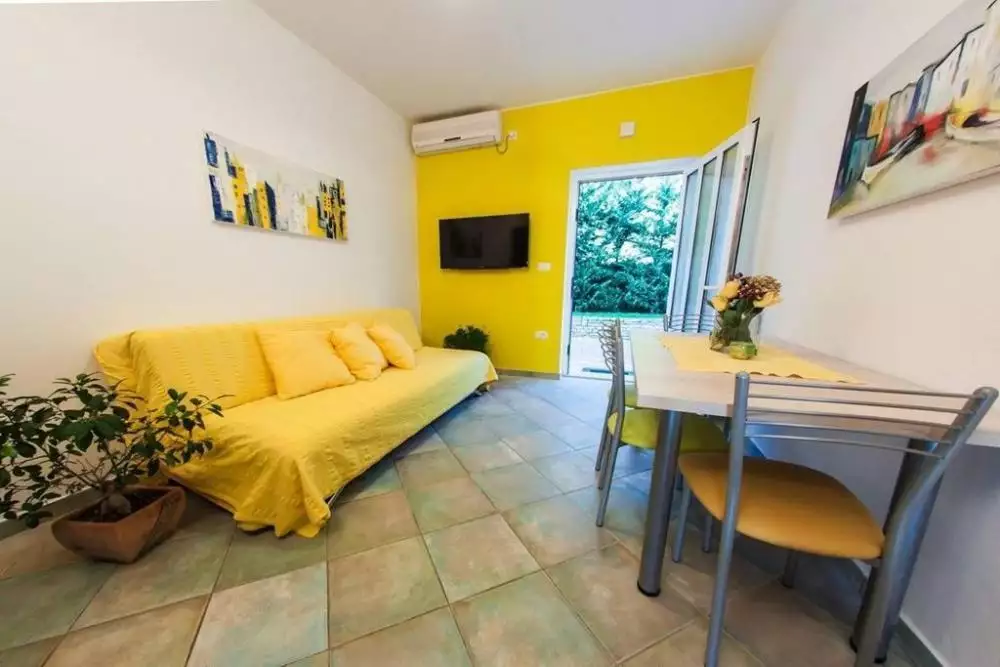 Hotels 450m² in Croatia, Medulin. Priced at 830000€ rent photo-18