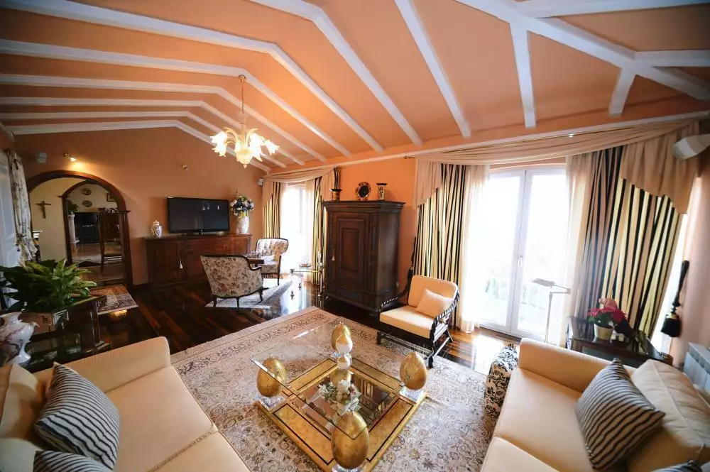 Villa 400m² in Croatia, Matulji. Priced at 1450000€ rent photo-8