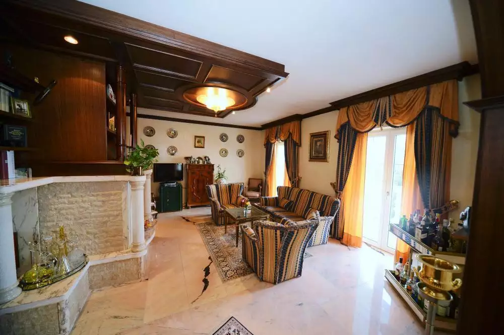Villa 400m² in Croatia, Matulji. Priced at 1450000€ rent photo-11