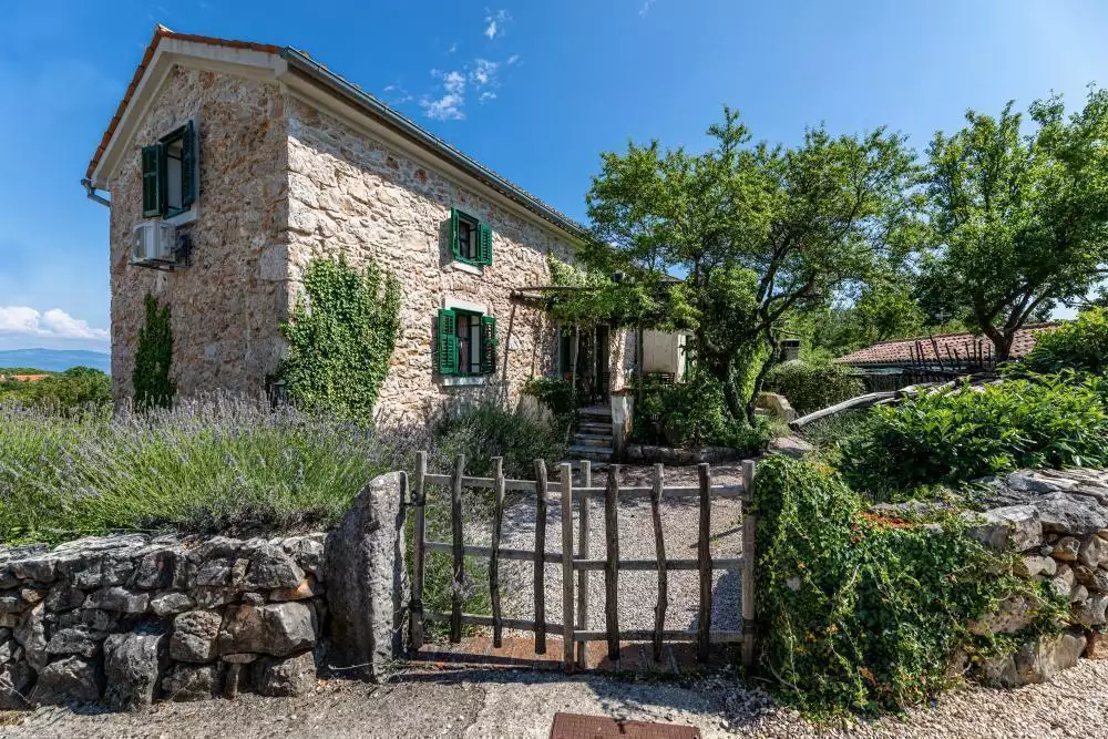 Villa 1m² in Croatia, Dobrinj. Priced at 986000€ rent photo-24