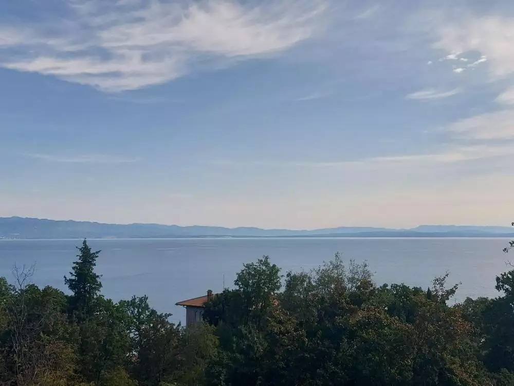 Villa 333m² in Croatia, Lovran. Priced at 1800000€ rent photo-3