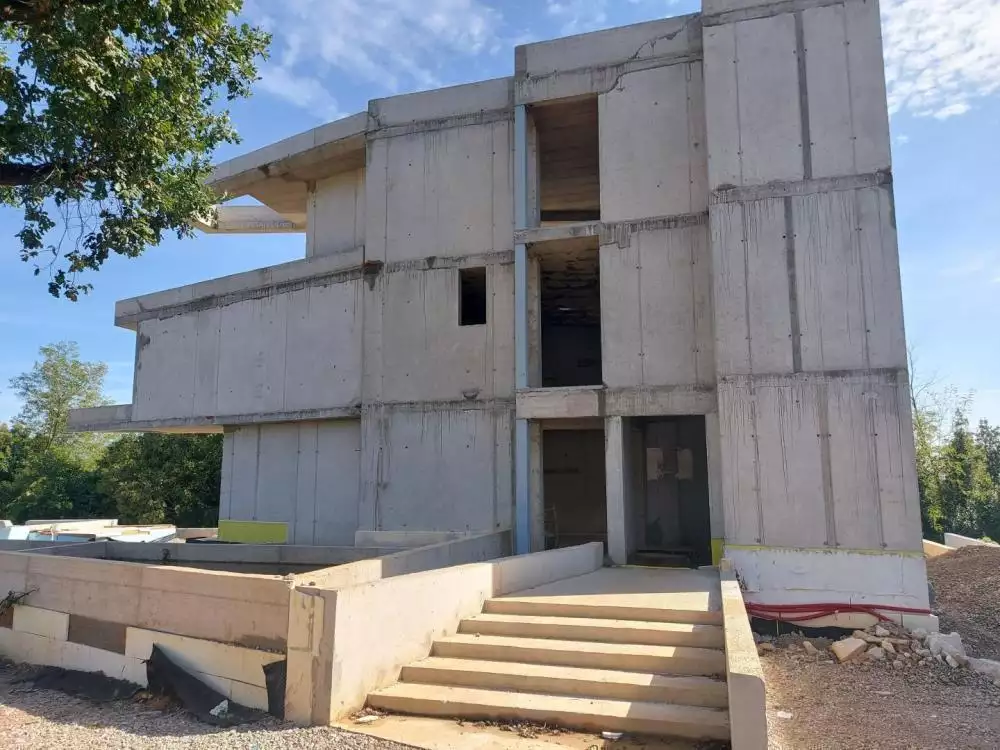 Villa 333m² in Croatia, Lovran. Priced at 1800000€ rent photo-8