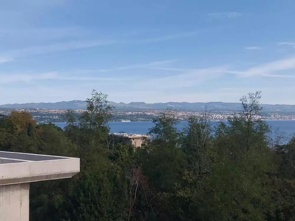 Villa 333m² in Croatia, Lovran. Priced at 1800000€ rent photo-10