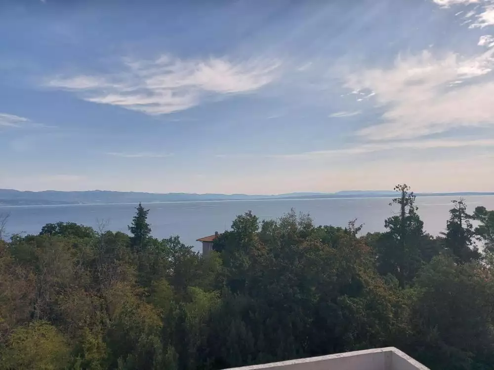 Villa 333m² in Croatia, Lovran. Priced at 1800000€ rent photo-17