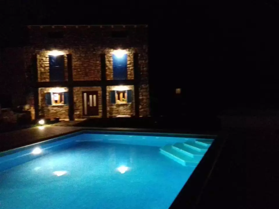 Villa 260m² in Croatia, Labin. Priced at 870000€ rent photo-4
