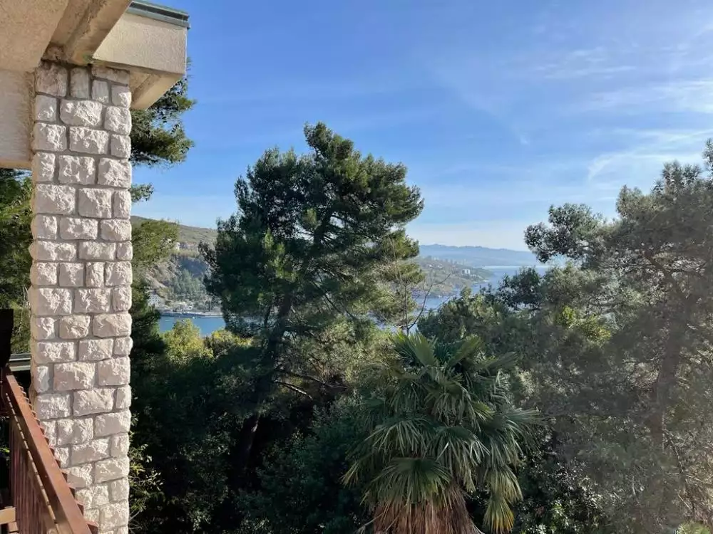Hotels 660m² in Croatia, Volosko. Priced at 1100000€ rent photo-3