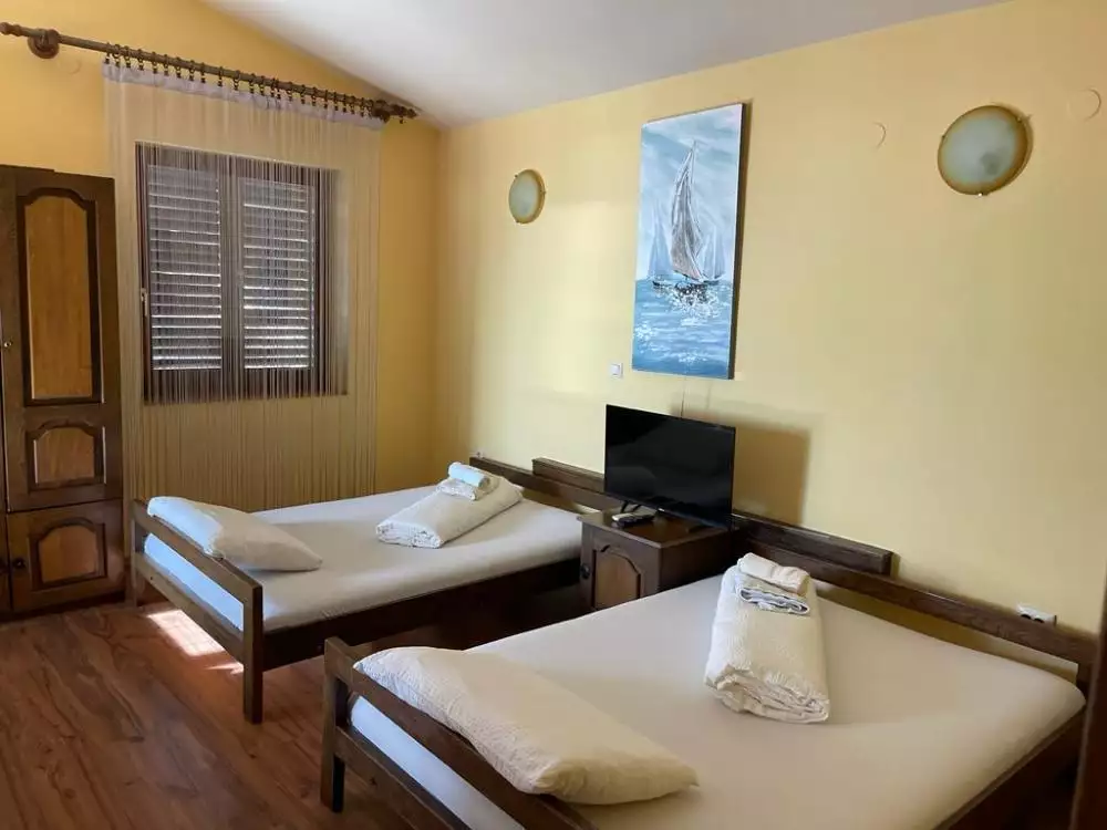 Hotels 660m² in Croatia, Volosko. Priced at 1100000€ rent photo-8