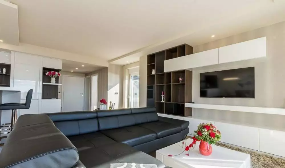 Villa 382m² in Croatia, Klenovica. Priced at 850000€ rent photo-19