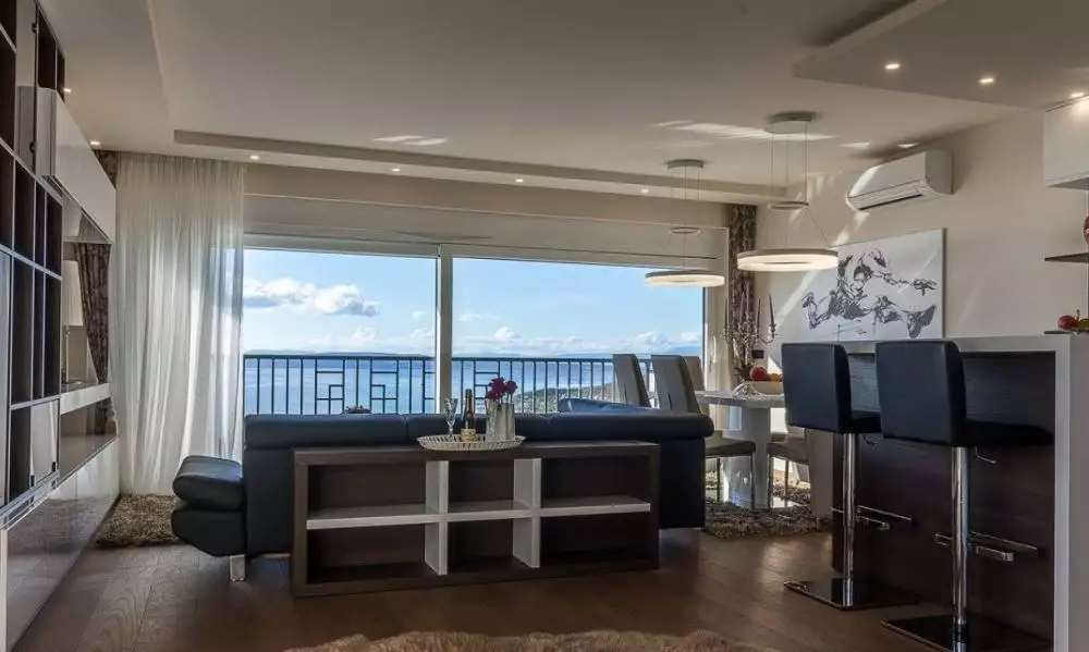 Villa 382m² in Croatia, Klenovica. Priced at 850000€ rent photo-21