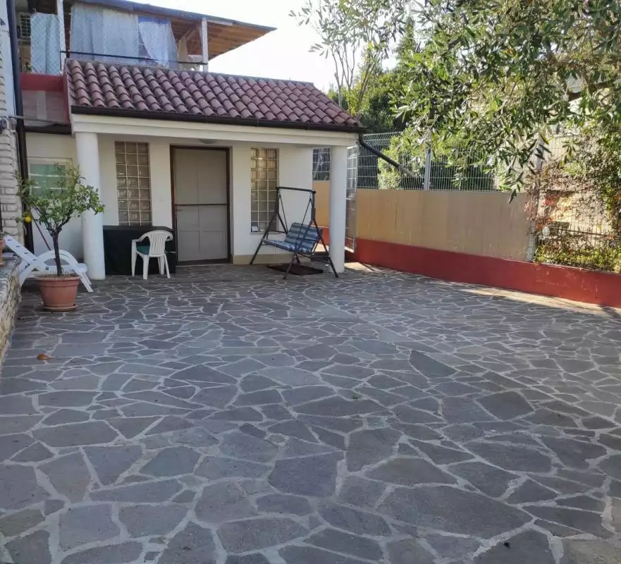 Hotels 200m² in Croatia, Umag. Priced at 550000€ rent photo-13