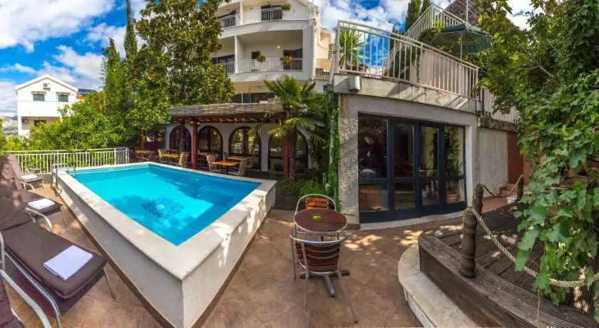 Hotels 675m² in Croatia, Dubrovnik. Priced at 1680000€ rent photo-5