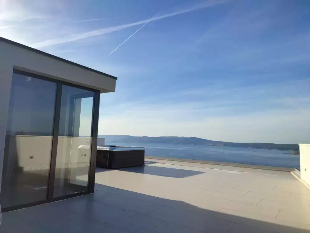 Villa 250m² in Croatia, Crikvenica. Priced at 1350000€ rent photo-4
