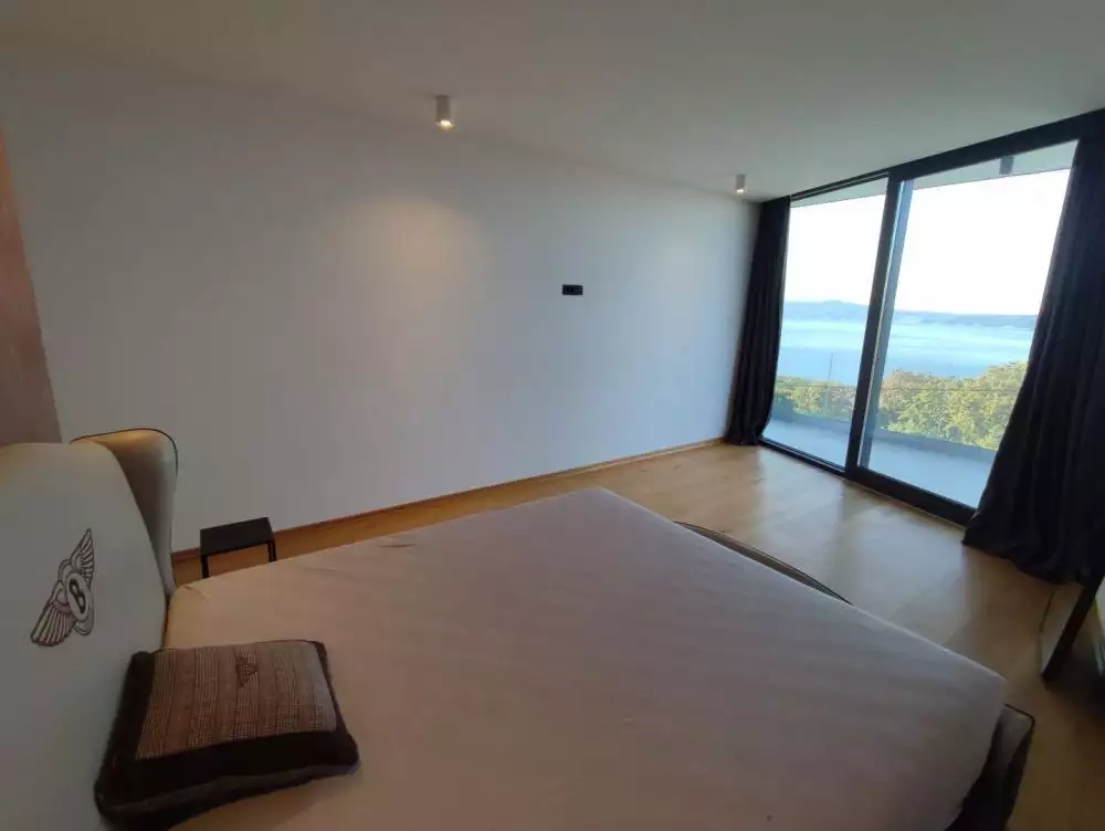 Villa 250m² in Croatia, Crikvenica. Priced at 1350000€ rent photo-9