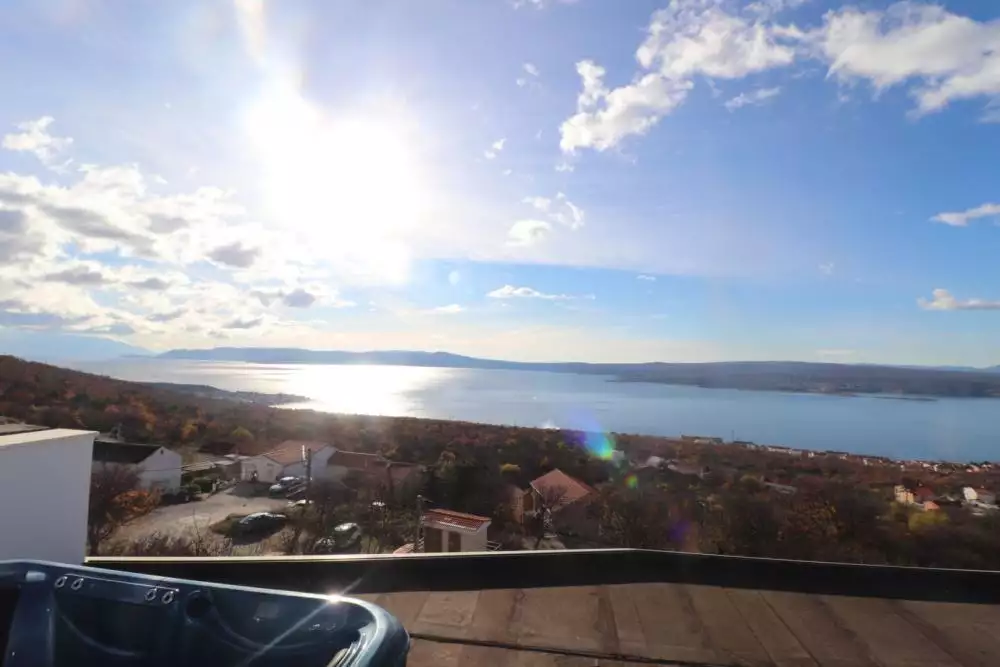 Villa 260m² in Croatia, Crikvenica. Priced at 1650000€ rent photo-1