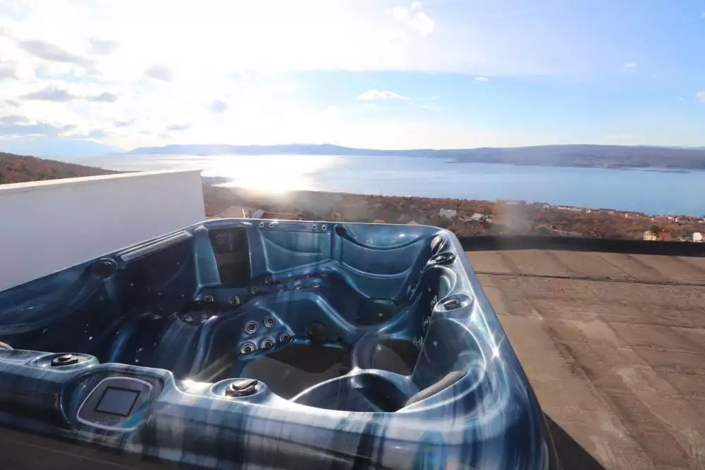 Villa 260m² in Croatia, Crikvenica. Priced at 1650000€ rent photo-2