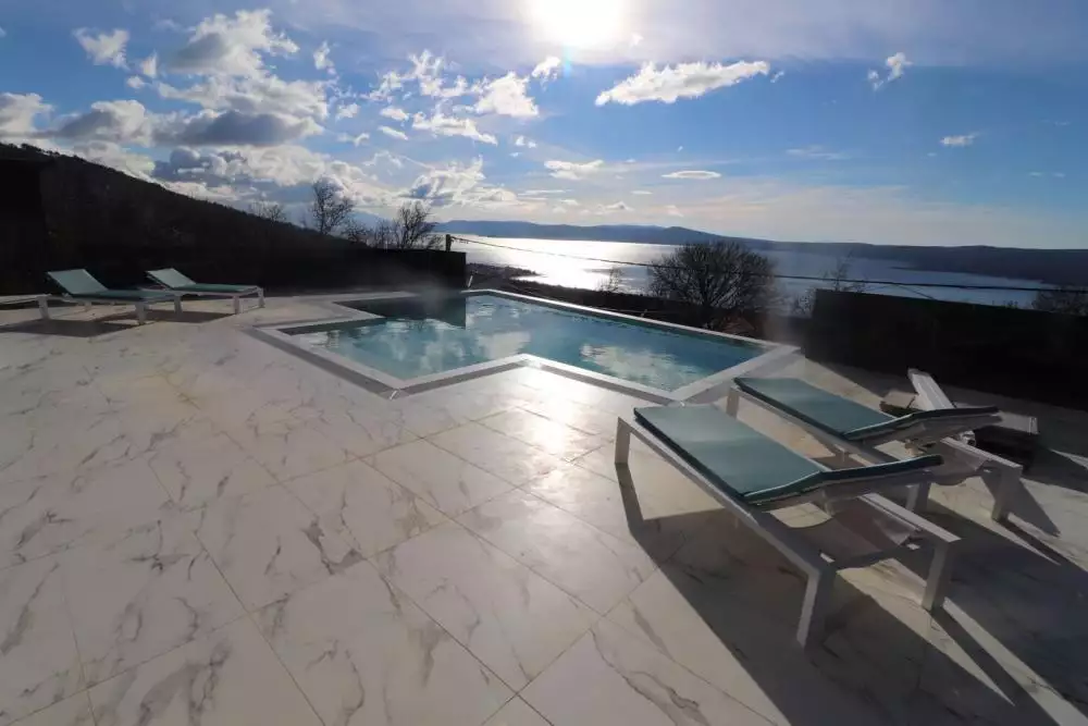 Villa 260m² in Croatia, Crikvenica. Priced at 1650000€ rent photo-3