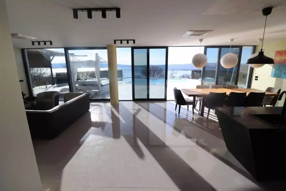 Villa 260m² in Croatia, Crikvenica. Priced at 1650000€ rent photo-17