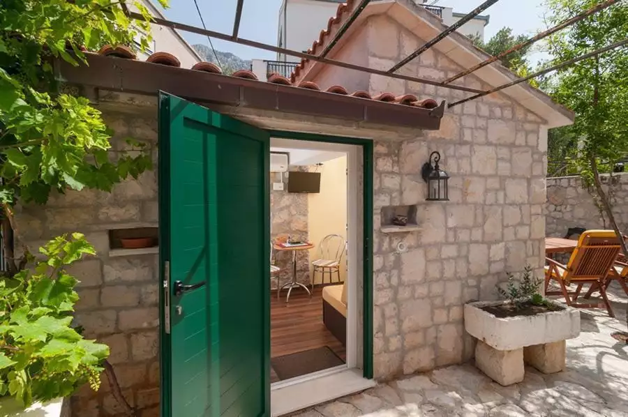 Hotels 350m² in Croatia, Nemira. Priced at 895000€ rent photo-7