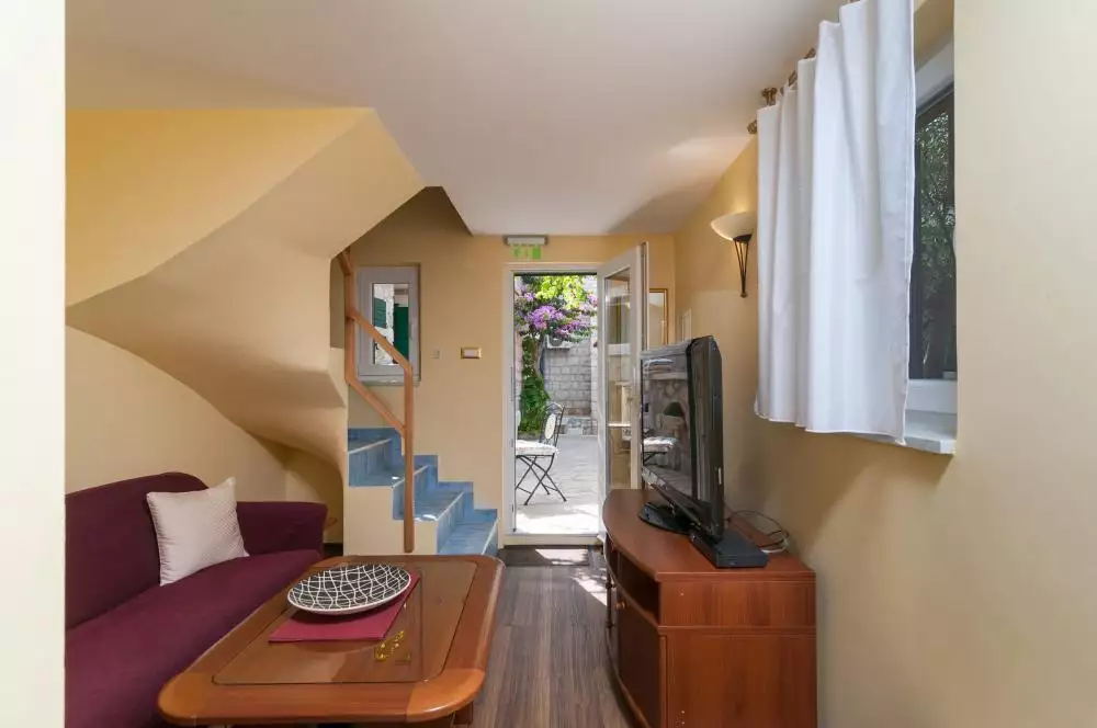 Hotels 350m² in Croatia, Nemira. Priced at 895000€ rent photo-12