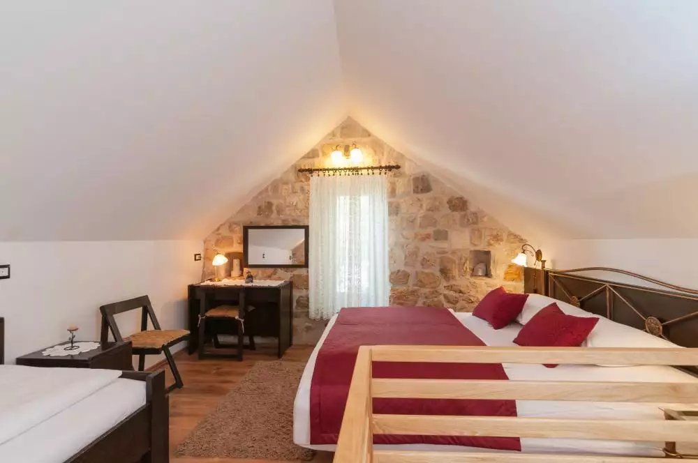 Hotels 350m² in Croatia, Nemira. Priced at 895000€ rent photo-16