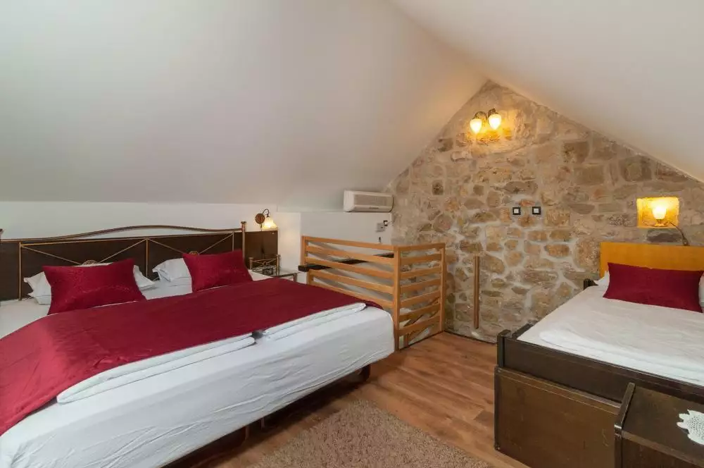 Hotels 350m² in Croatia, Nemira. Priced at 895000€ rent photo-17