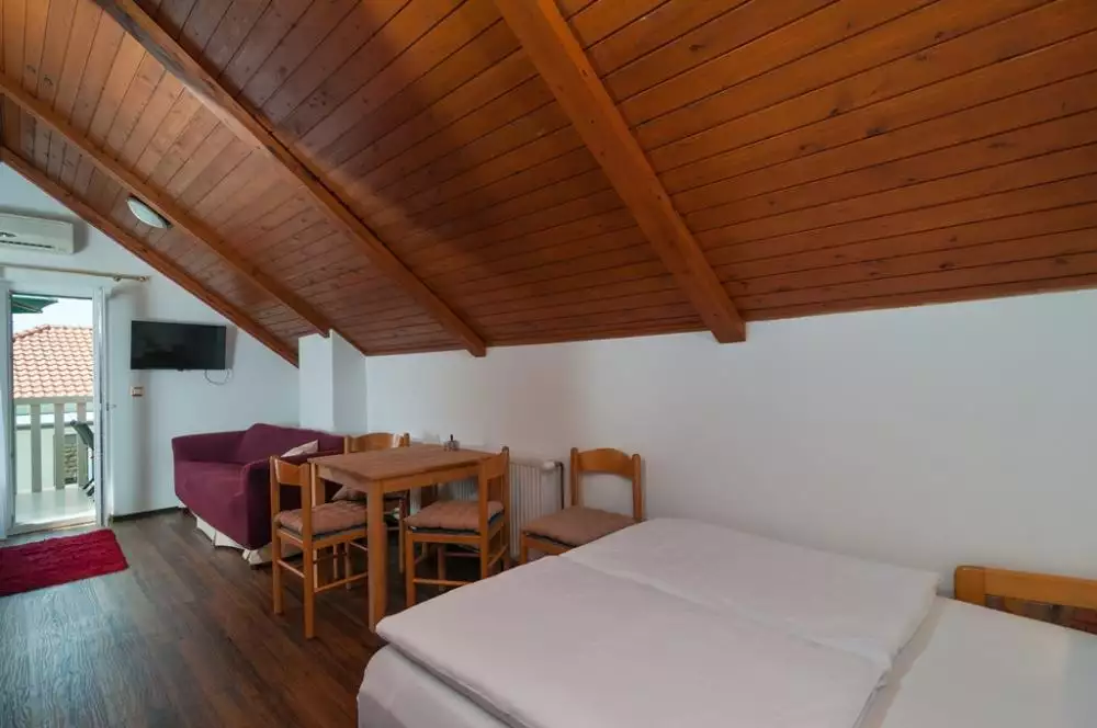 Hotels 350m² in Croatia, Nemira. Priced at 895000€ rent photo-22