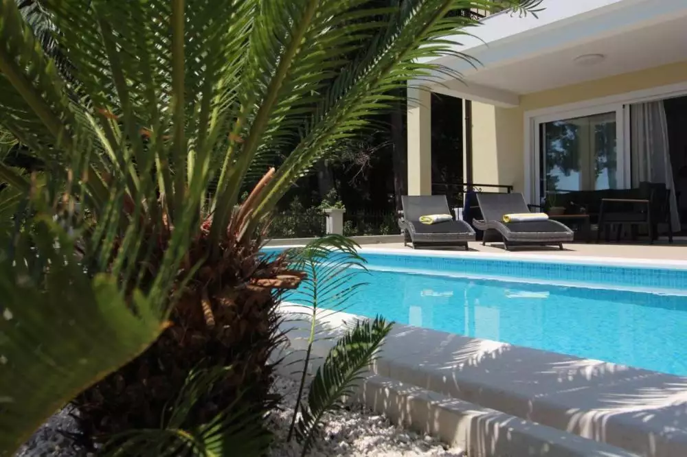 Villa 270m² in Croatia, Kastela. Priced at 1800000€ rent photo-4