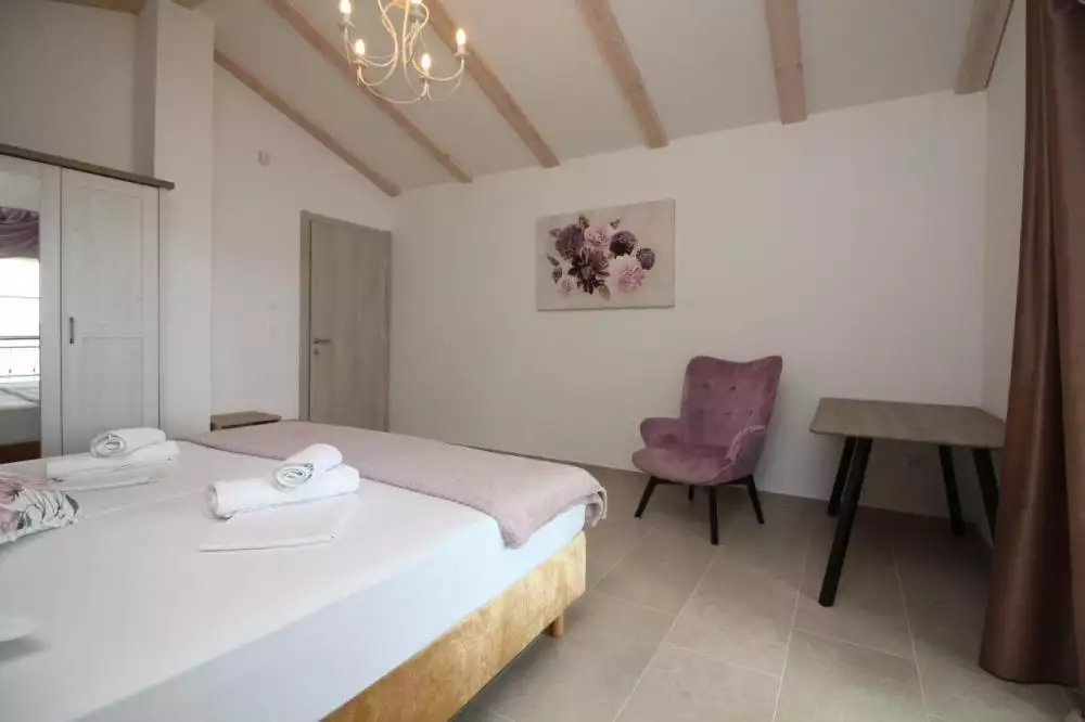Villa 270m² in Croatia, Kastela. Priced at 1800000€ rent photo-19
