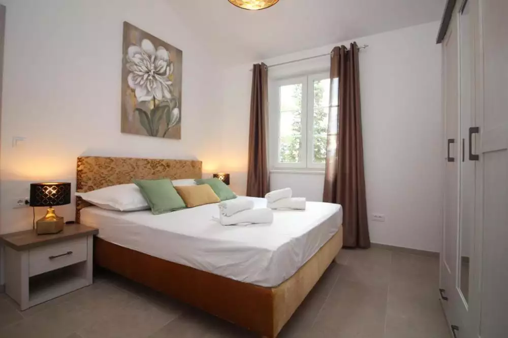 Villa 270m² in Croatia, Kastela. Priced at 1800000€ rent photo-23