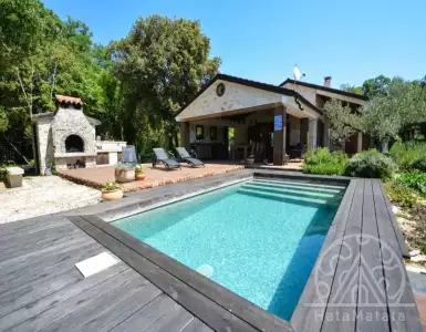 Buy in Croatia for 925000€