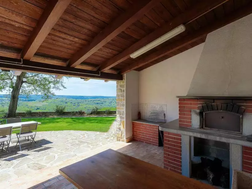 Hotels 240m² in Croatia, Buje. Priced at 1200000€ rent photo-8