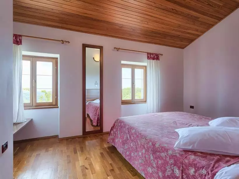 Hotels 240m² in Croatia, Buje. Priced at 1200000€ rent photo-11
